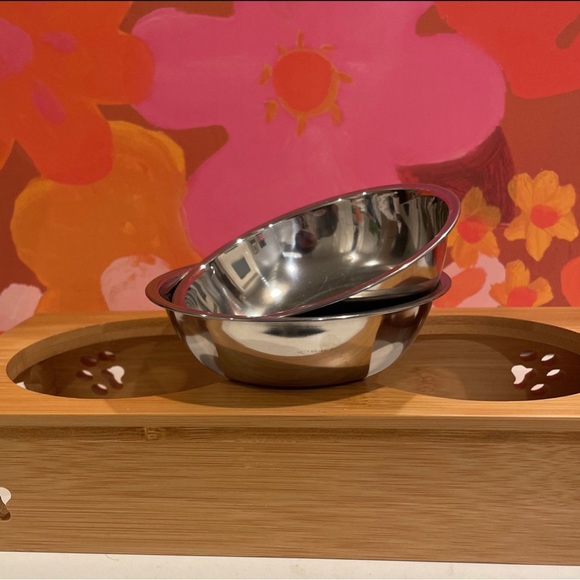 Small Pet Bowl Stand - Picture 3 of 8